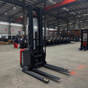 Xe nâng chân rộng 1,6 tấn CL1630GEY