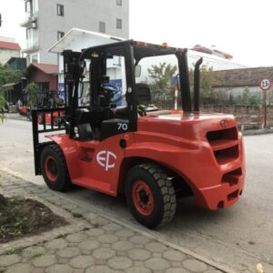 Xe nâng dầu 7 tấn EP CPCD70T8